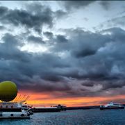 Picture Of Balloon On Ship
